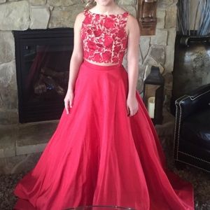 Sherri Hill 2 piece prom dress